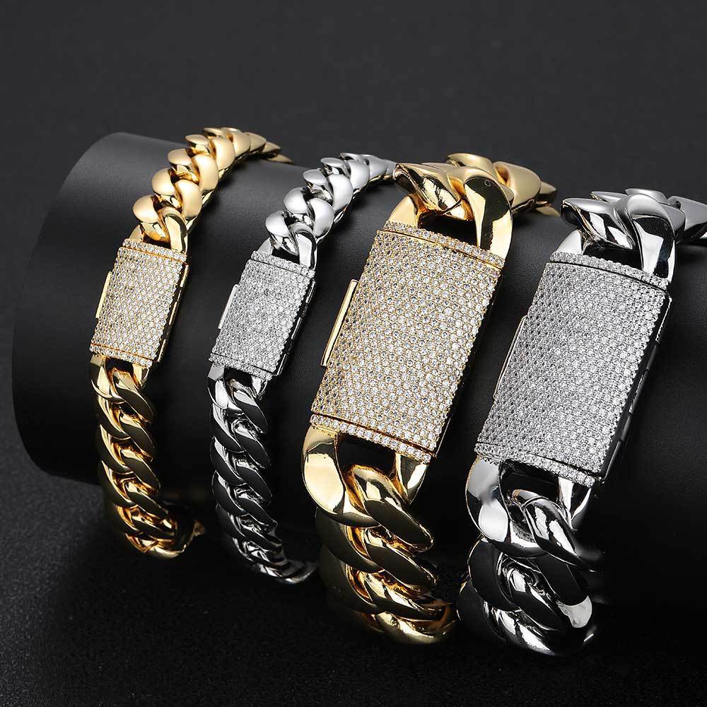 Cuban Link Bracelet (ICED Flip Buckle)