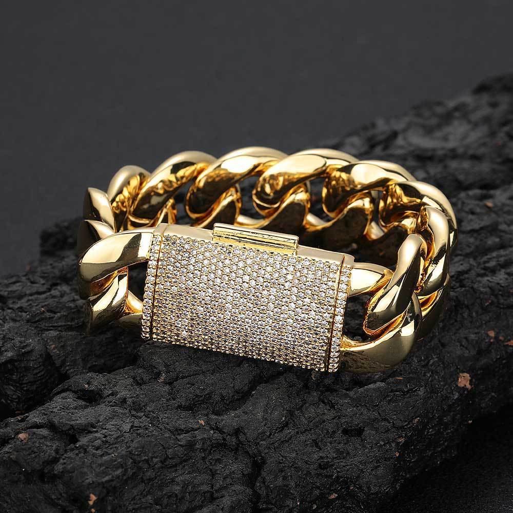 Cuban Link Bracelet (ICED Flip Buckle)